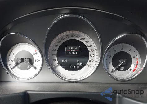 2015 Mercedes-Benz Glk 350 z USA, uszkodzony, nr VIN WDCGG5HB2FG430104